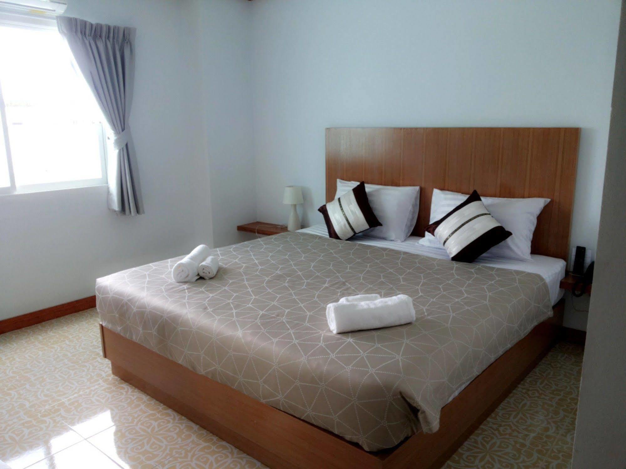 The Duck Hotel Phuket Eksteriør billede